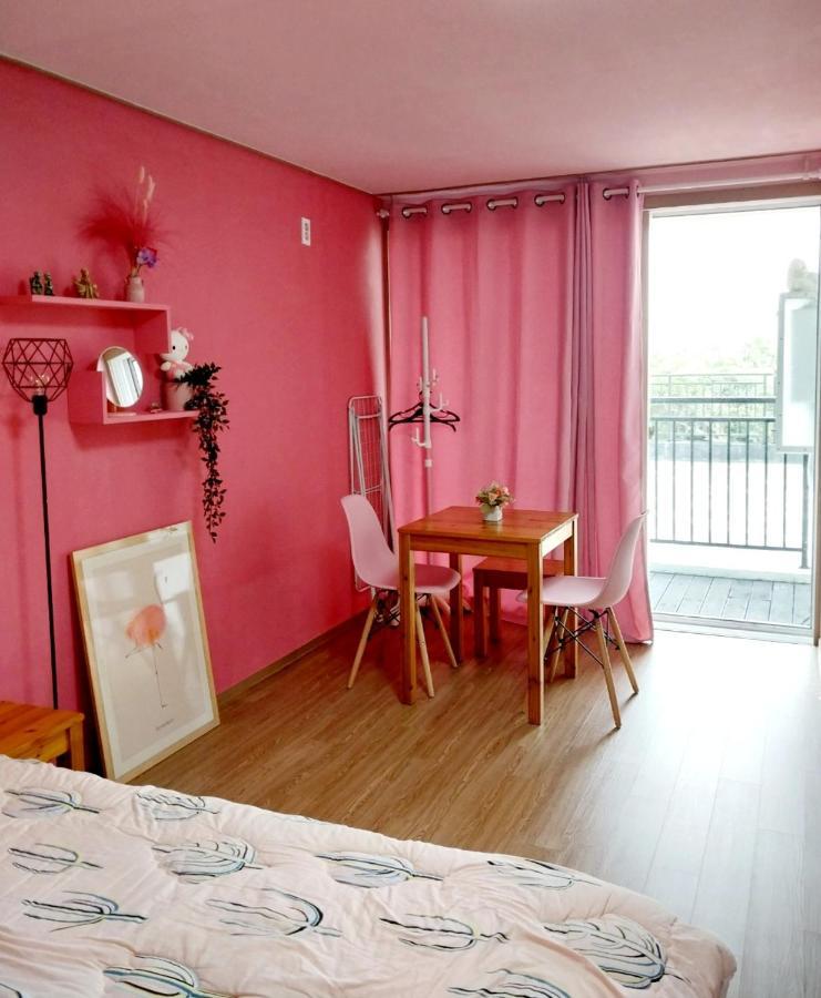 6Pm Pension Čedžu Exteriér fotografie